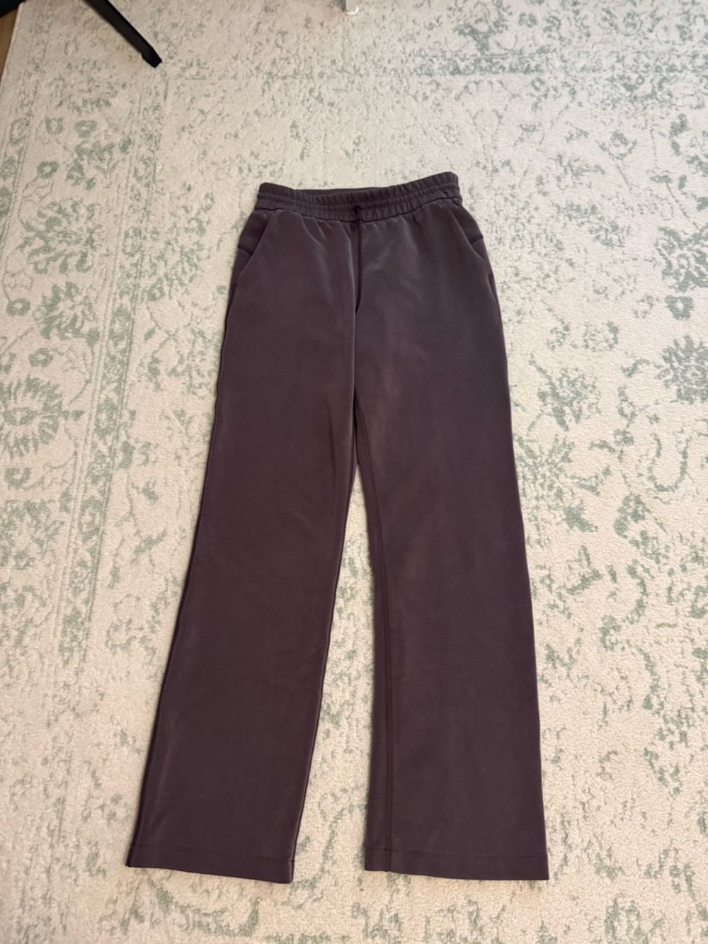 lululemon athletica Straight Leg Softstreme Sweatpants in Espresso Brown Size 6